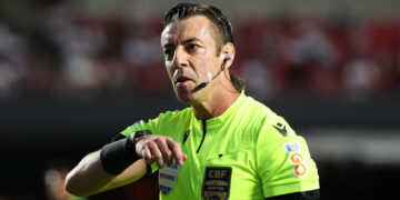 CBF define arbitragem de São Paulo x Corinthians pelas semis da Copa do Brasil