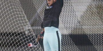 Lucas Perri analisa falha em gol do Internacional e agradece o carinho da torcida do Botafogo