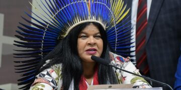 Marco temporal avança no Senado e Sonia Guajajara negocia tramitação mais longa