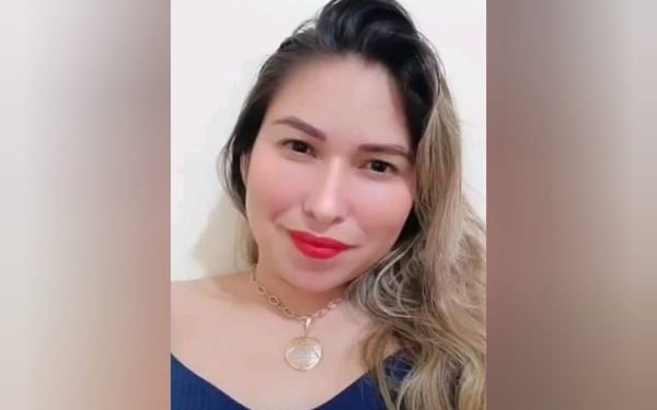 Após acidente de moto, mulher faz 4 cirurgias para reconstruir a face