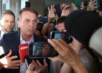 PF deve encerrar inquérito das joias e indiciar Bolsonaro nesta semana
