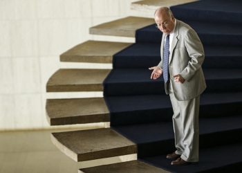 Tentativa de golpe na Bolívia é inaceitável, diz Mauro Vieira, chefe do Itamaraty