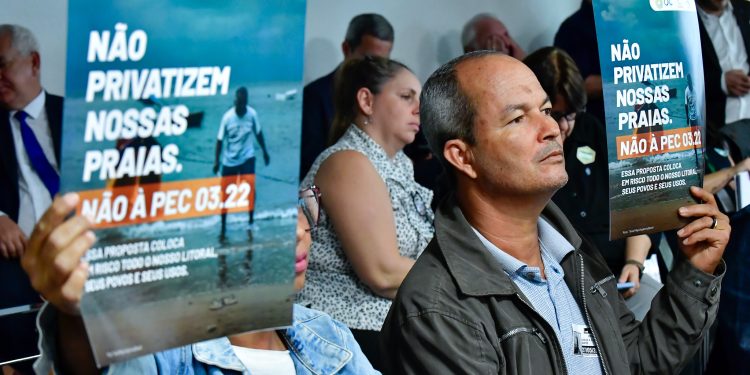Senado discute PEC que pode privatizar praias - Waldemir Barreto/Agência Senado