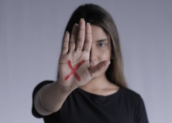 Meninas vítimas de agressões sexuais são descredibilizadas, afirma especialista