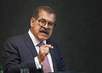 Ministro do STJ, Humberto Martins vira réu em negociação milionária envolvendo terreno em AL