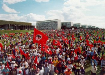MST realiza encontro para organizar candidaturas sem-terra no país