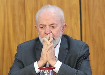 Temendo hostilidades, Lula desiste de visitar SC após Milei confirmar encontro com Bolsonaro no estado