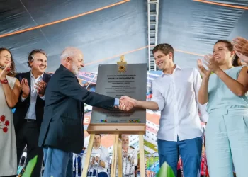 Famílias recebem indenizações por “prédios-caixão” em Pernambuco