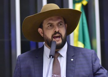 Deputado Zé Trovão pode ser preso por não pagar pensão alimentícia? Entenda
