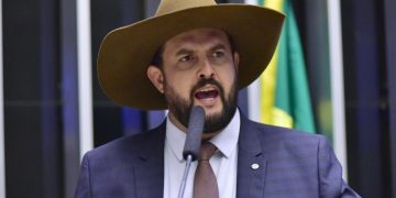 Deputado Zé Trovão pode ser preso por não pagar pensão alimentícia? Entenda