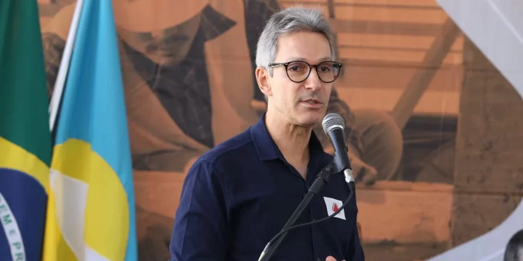 Zema inclui aumento de 300% para si mesmo em plano de recuperação fiscal de Minas Gerais