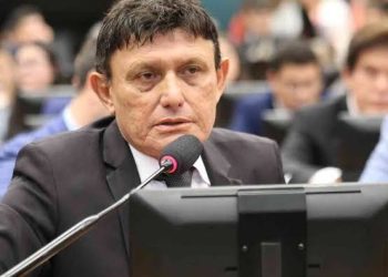 Líder na disputa por Belém, bolsonarista Éder Mauro deve ao menos R$ 30 mil de IPTU