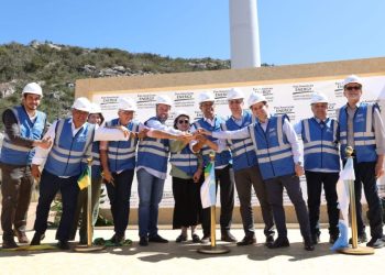 ‘Fazendas de vento’ na Chapada Diamantina cobrem comunidades rurais de pó e más condições de estrada provocam morte