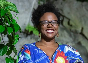 Tainá de Paula vai plantar 13 mudas por dia para compensar emissões de carbono durante campanha eleitoral