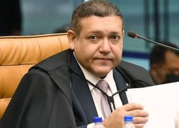 Nunes Marques contraria a AGU e volta a prorrogar suspensão do pagamento da dívida de MG