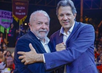 Lula sai em defesa de Haddad e critica ricos: “Não gostam de pagar imposto”