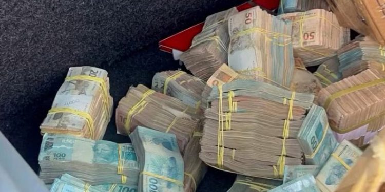 Advogado flagrado com montante ‘exorbitante’ em espécie é presidente do Republicanos em Sergipe