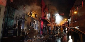 Familiares de vítimas da boate Kiss cobram autorização para tratamento de queimaduras