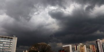 Após temporal, Enel ainda não tem previsão exata para restabelecer energia em São Paulo