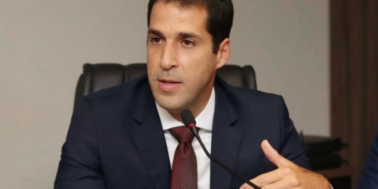 CNJ Determina Apuração sobre Decisão de Juiz Beneficiando Grupo Político de JHC