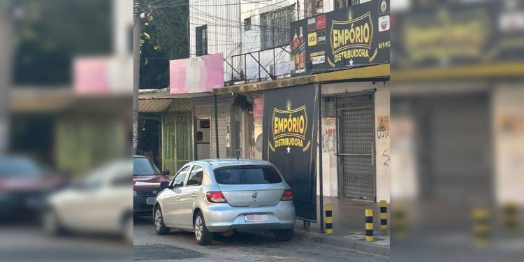 Traficante é preso ao deixar distribuidora que funciona como biqueira