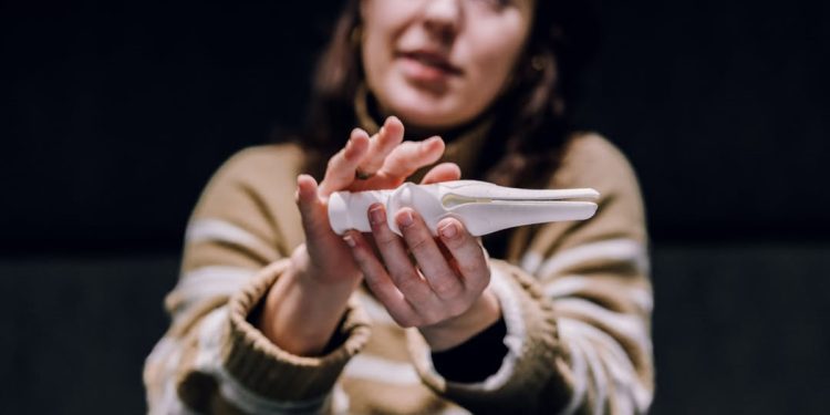 Papanicolau: mulheres recriam espéculo vaginal para reduzir dor