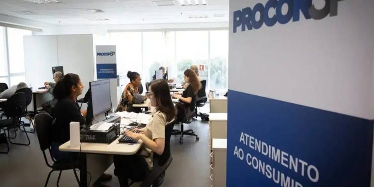 Procon notifica agência que cancelou viagem de jovens católicos do DF