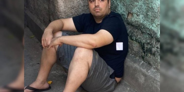 Quem é o homem que esquartejou amigo e bateu corpo em liquidificador