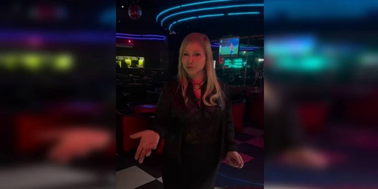 Churrasceta: dona de boate reage ao tarifaço e cobra 50% de americanos