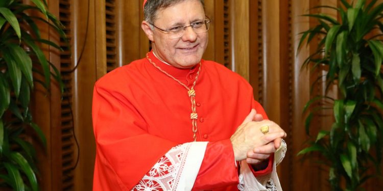 Arcebispo de Brasília viaja à Ucrânia em missão religiosa de paz