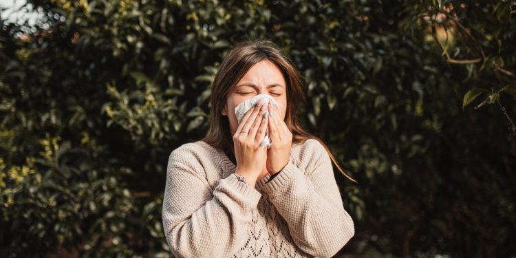 Gripe: casos graves acendem alerta para cuidados com idosos e crianças