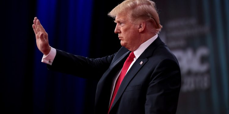 Tarifaço dos EUA ao Brasil e COP30 e Marco Temporal em debate devem marcar a semana