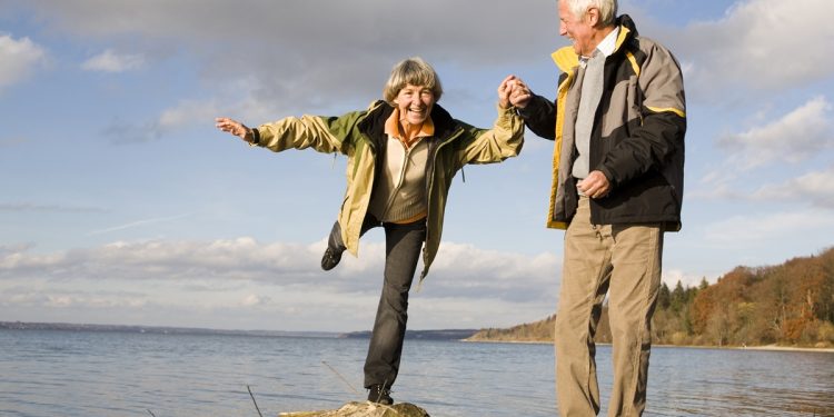 Alta incidência de quedas expõe vulnerabilidade dos idosos no Brasil