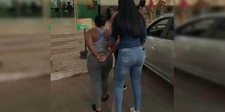 Mãe que acobertou estupro da filha pelo tio do marido é presa
