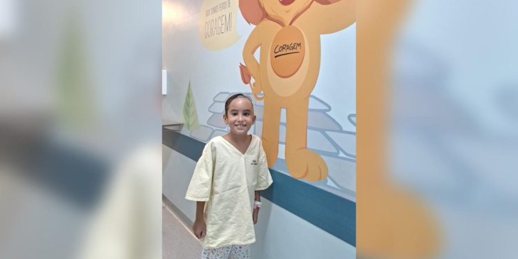 Criança com tumor cerebral tem sintomas confundidos com enxaqueca