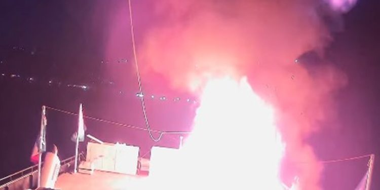 Veja segundo ataque de drone a barco de brasiliense com destino a Gaza