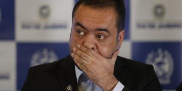 Cláudio Castro desinforma sobre pedido de GLO e investimentos no combate ao crime