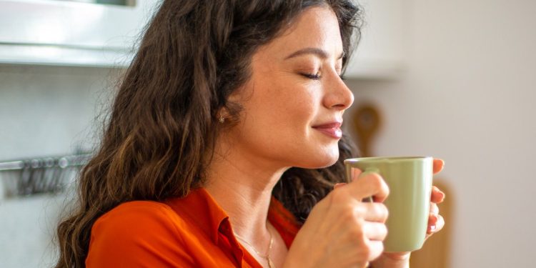 Chá anti-inflamatório ajuda a emagrecer e alivia sintoma respiratório