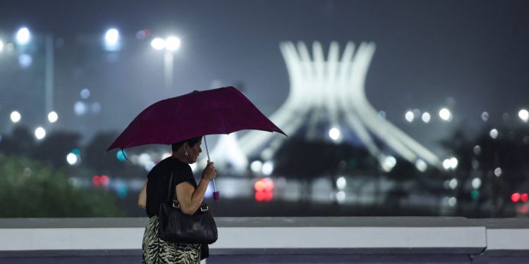 Pelo segundo dia consecutivo, DF está sob alerta para chuvas intensas
