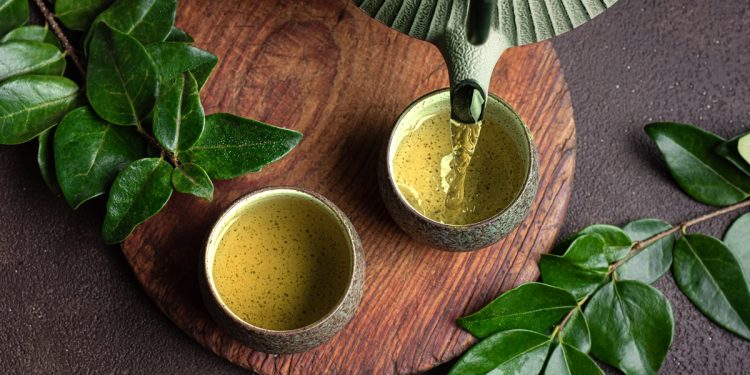 Viralizou: chá japonês para dormir melhor realmente funciona? Entenda