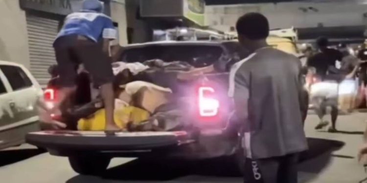 Picape usada para transportar corpos de traficantes do CV era roubada