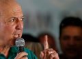 Vídeo: Arruda é hostilizado em convenção de igreja no DF