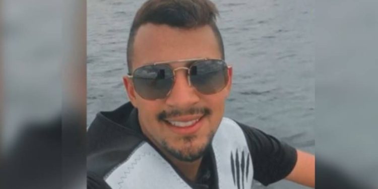 Júri condena homem que emboscou mulher e cravou faca no peito dela