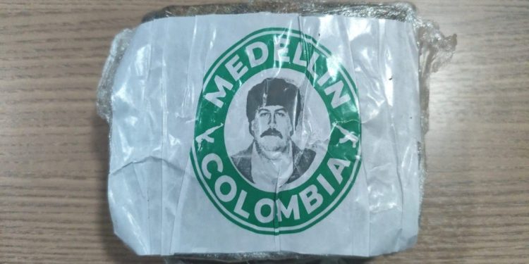 Traficantes negociavam cocaína com face de Pablo Escobar pelo WhatsApp