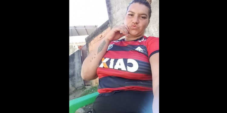 TCP grava execução de mulher e posta na web: “Por favor, tenho filho”