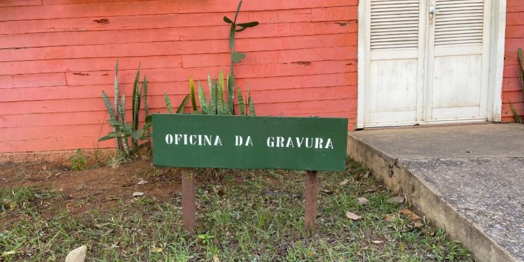 Quatro meses após ser desalojado, projeto social segue parado no DF