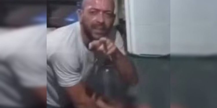 Justiça volta atrás e prende homem filmado pelo filho agredindo esposa