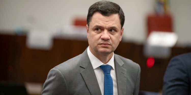 Ex-ministro de Bolsonaro terá pista exclusiva de cooper na Papudinha