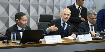 CPI do Crime Organizado: senadores divergem sobre igualar facções criminosas a terrorismo