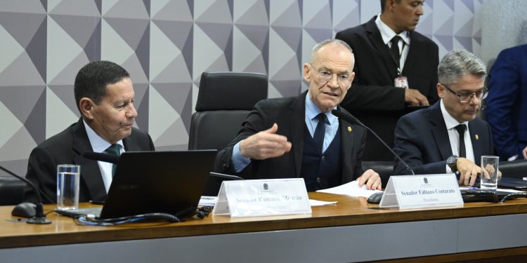 CPI do Crime Organizado: senadores divergem sobre igualar facções criminosas a terrorismo